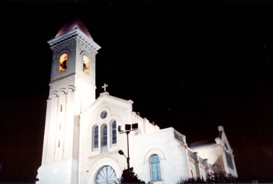 2009-Vista nocturna del Santuario actual
