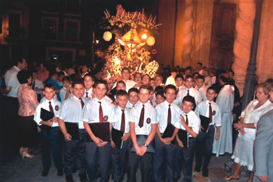 2004-Escolanía Virgen de los Desamparados