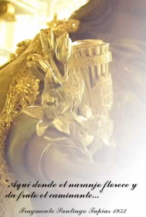Detalle de Nuestra Señora del Lluch de Alcira - "La Moreneta". Patrona de Alzira